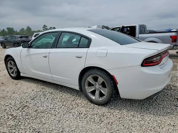 2C3CDXHG5GH139109 2016 DODGE CHARGER - Image 2