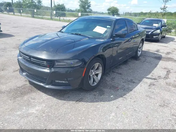 2C3CDXHG5GH149879 2016 DODGE CHARGER - Image 2