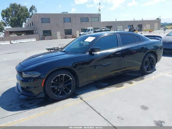 2C3CDXHG5GH172837 2016 DODGE CHARGER - Image 2