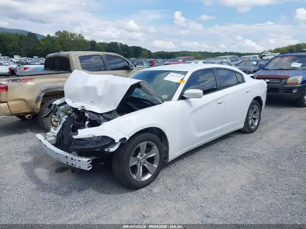 2C3CDXHG5GH204377 2016 DODGE CHARGER - Image 2