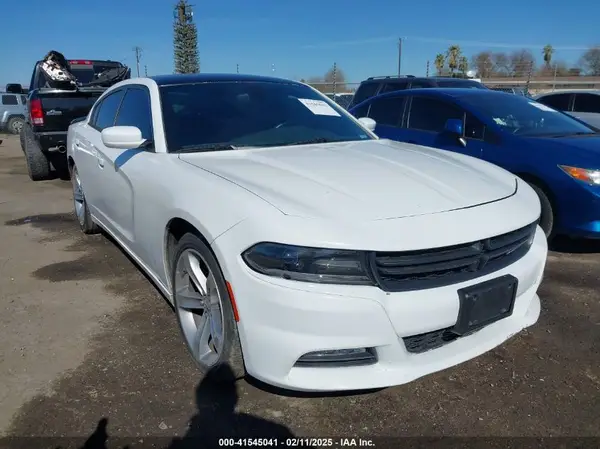 2C3CDXHG5GH204833 2016 DODGE CHARGER - Image 1