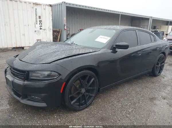 2C3CDXHG5GH265468 2016 DODGE CHARGER - Image 2