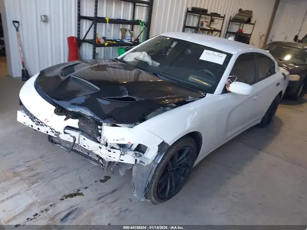 2C3CDXHG5GH286062 2016 DODGE CHARGER - Image 2