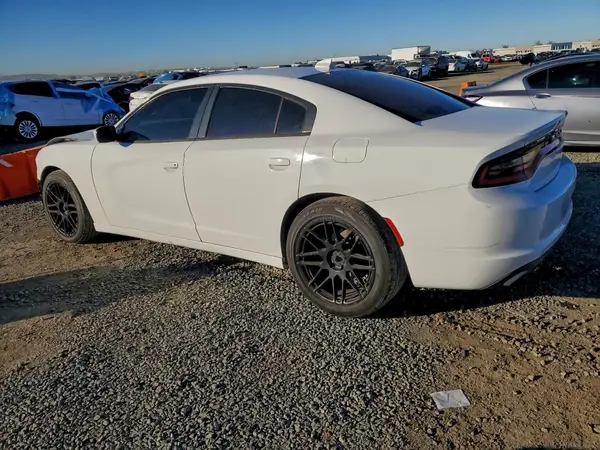 2C3CDXHG5GH318024 2016 DODGE CHARGER - Image 2