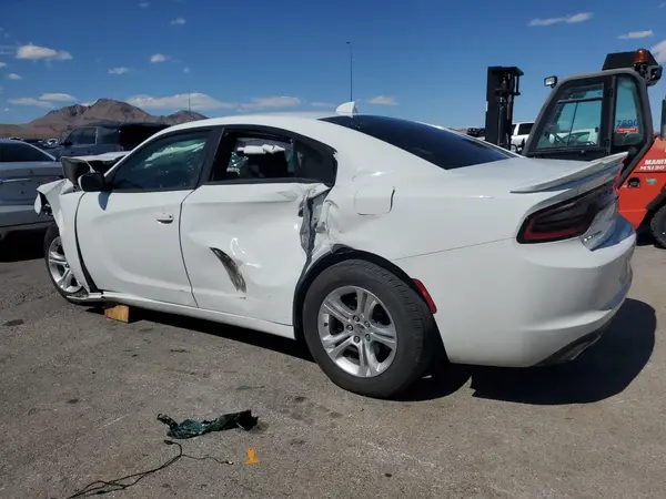 2C3CDXHG5GH332778 2016 DODGE CHARGER - Image 2
