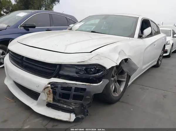 2C3CDXHG5GH357311 2016 DODGE CHARGER - Image 2