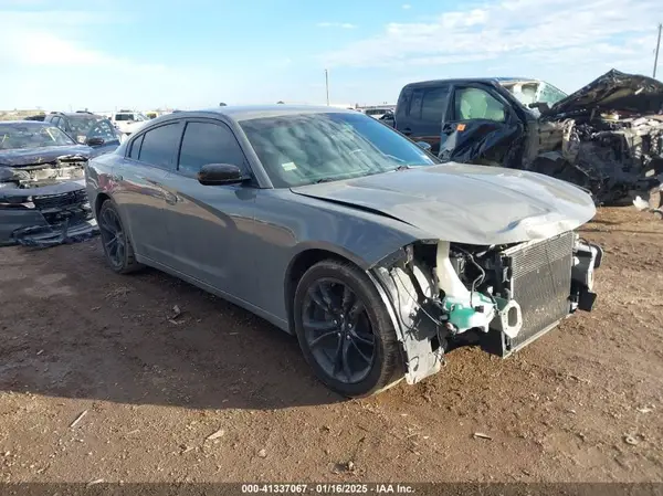 2C3CDXHG5HH642799 2017 DODGE CHARGER - Image 1