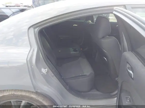 2C3CDXHG5HH642799 2017 DODGE CHARGER - Image 8