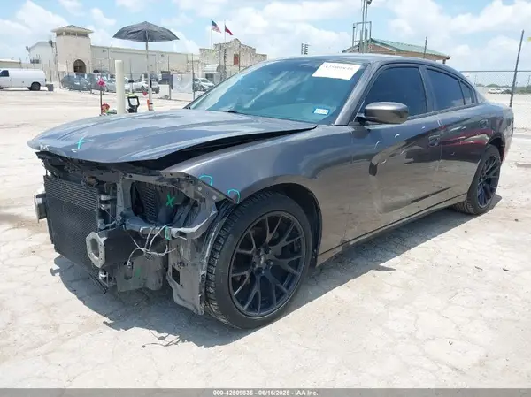 2C3CDXHG5HH659859 2017 DODGE CHARGER - Image 2
