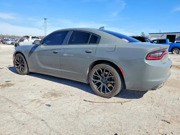2C3CDXHG5JH128814 2018 DODGE CHARGER - Image 2