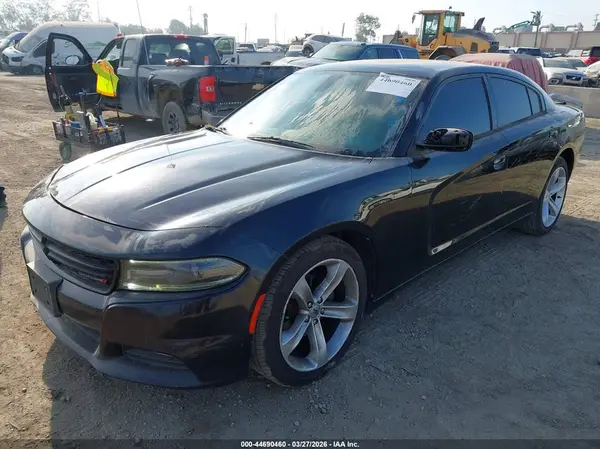 2C3CDXHG5JH153518 2018 DODGE CHARGER - Image 2