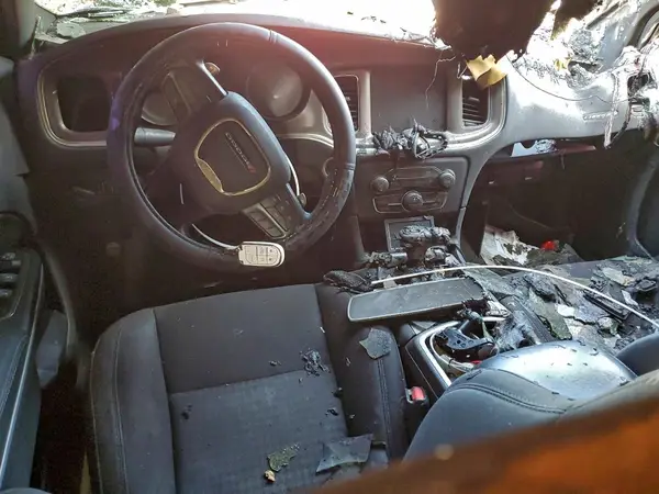 2C3CDXHG5KH526560 2019 DODGE CHARGER - Image 8