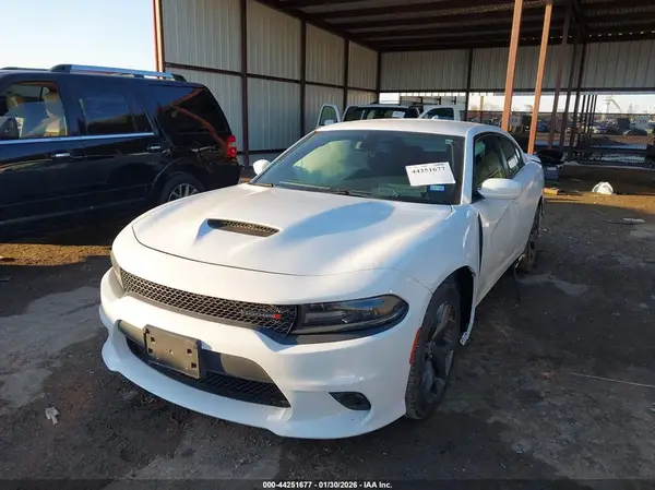 2C3CDXHG5KH579081 2019 DODGE CHARGER - Image 2