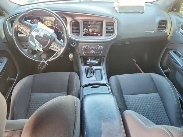 2C3CDXHG5KH715077 2019 DODGE CHARGER - Image 8