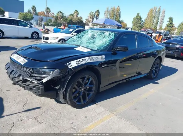 2C3CDXHG5PH663473 2023 DODGE CHARGER - Image 2