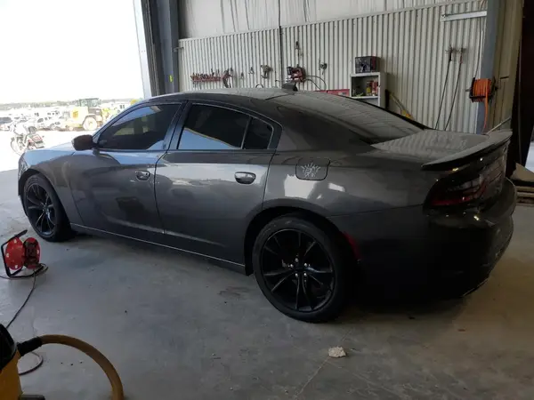2C3CDXHG6GH143654 2016 DODGE CHARGER - Image 2