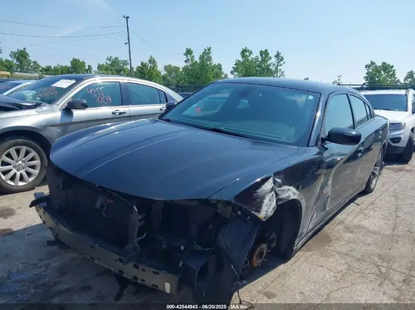 2C3CDXHG6GH174032 2016 DODGE CHARGER - Image 2