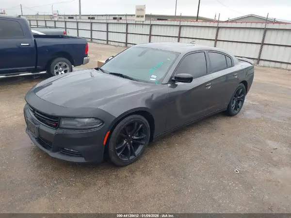 2C3CDXHG6GH210804 2016 DODGE CHARGER - Image 2