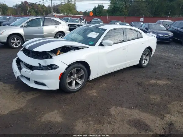 2C3CDXHG6GH215291 2016 DODGE CHARGER - Image 2