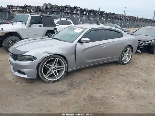 2C3CDXHG6GH222905 2016 DODGE CHARGER - Image 2