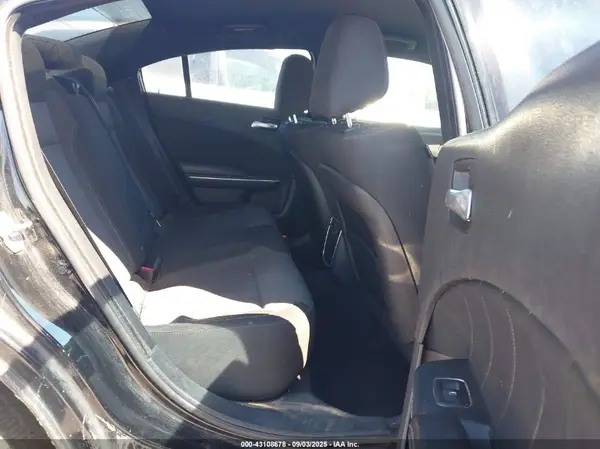2C3CDXHG6GH250946 2016 DODGE CHARGER - Image 8