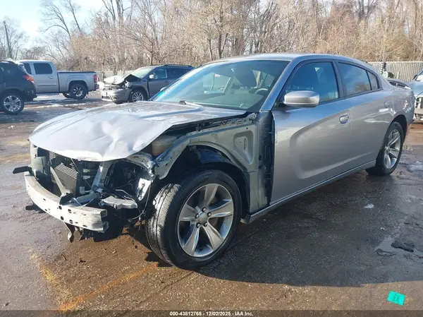 2C3CDXHG6GH355065 2016 DODGE CHARGER - Image 2