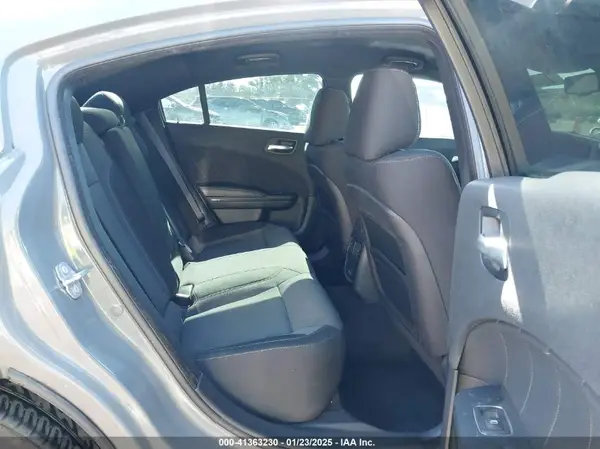 2C3CDXHG6HH515785 2017 DODGE CHARGER - Image 8