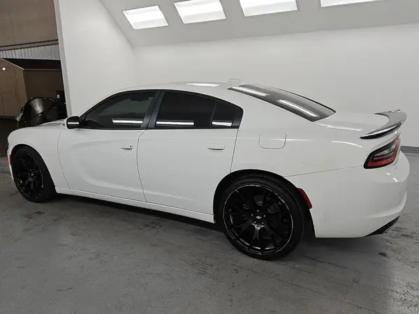 2C3CDXHG6HH551234 2017 DODGE CHARGER - Image 2