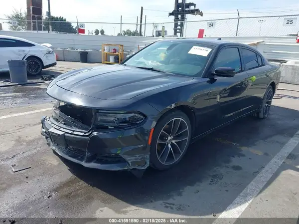 2C3CDXHG6HH569457 2017 DODGE CHARGER - Image 2