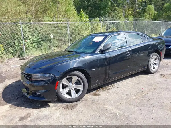 2C3CDXHG6HH581723 2017 DODGE CHARGER - Image 2