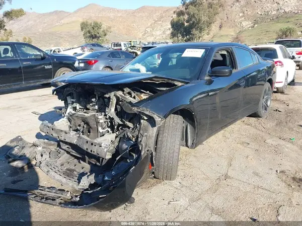 2C3CDXHG6HH667114 2017 DODGE CHARGER - Image 2