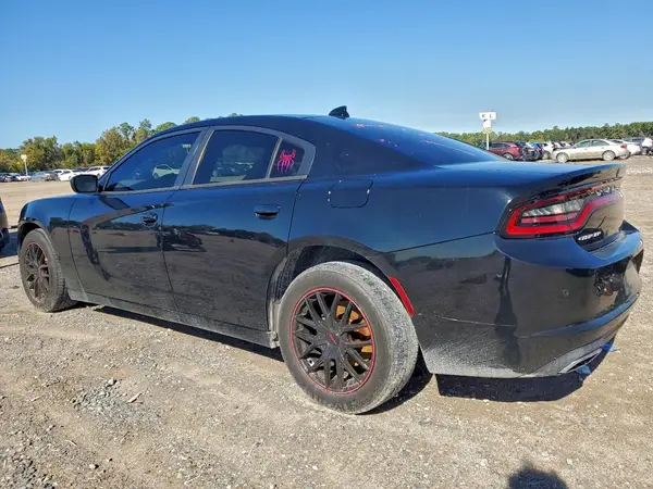 2C3CDXHG6JH114923 2018 DODGE CHARGER - Image 2