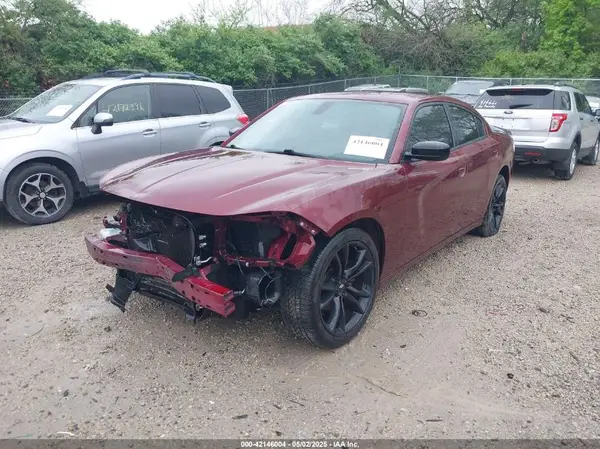 2C3CDXHG6JH150658 2018 DODGE CHARGER - Image 2