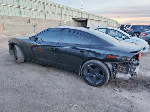 2C3CDXHG6JH153513 2018 DODGE CHARGER - Image 2