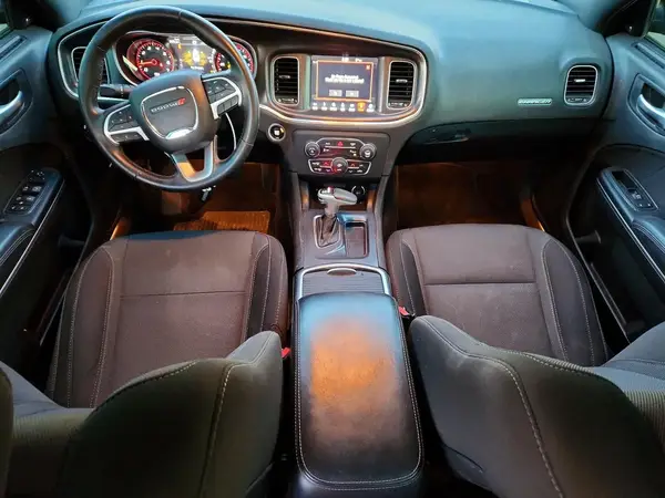 2C3CDXHG6JH153513 2018 DODGE CHARGER - Image 8