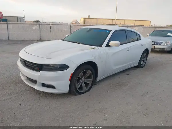 2C3CDXHG6JH156766 2018 DODGE CHARGER - Image 2