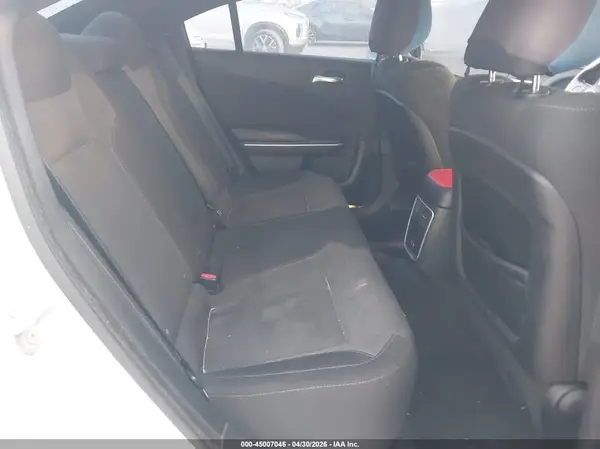 2C3CDXHG6JH156766 2018 DODGE CHARGER - Image 8