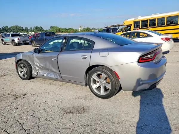 2C3CDXHG6JH162860 2018 DODGE CHARGER - Image 2