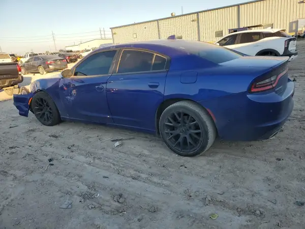 2C3CDXHG6JH163832 2018 DODGE CHARGER - Image 2