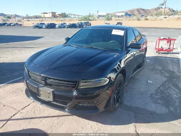 2C3CDXHG6JH174345 2018 DODGE CHARGER - Image 2
