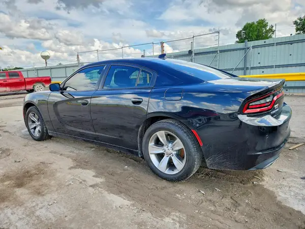 2C3CDXHG6JH175933 2018 DODGE CHARGER - Image 2