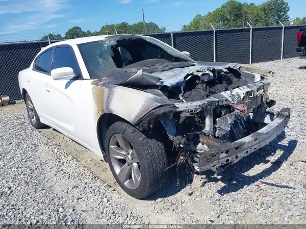 2C3CDXHG6JH176001 2018 DODGE CHARGER - Image 1