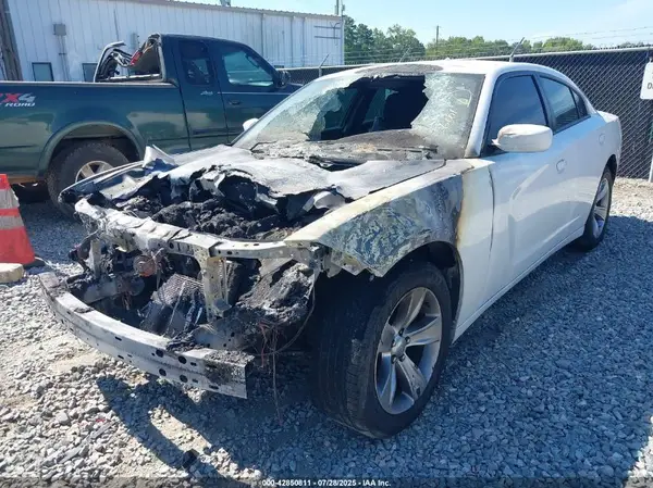2C3CDXHG6JH176001 2018 DODGE CHARGER - Image 2