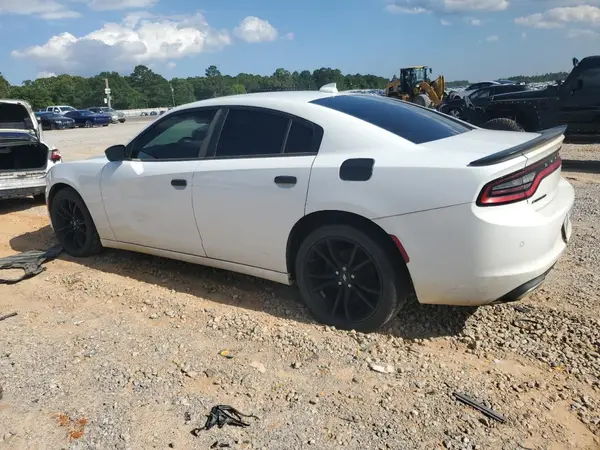 2C3CDXHG6JH207084 2018 DODGE CHARGER - Image 2