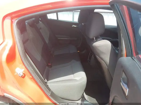 2C3CDXHG6JH218084 2018 DODGE CHARGER - Image 8