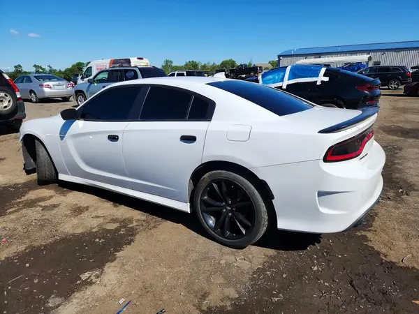 2C3CDXHG6JH323241 2018 DODGE CHARGER - Image 2