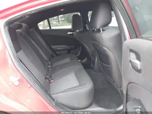 2C3CDXHG6KH507158 2019 DODGE CHARGER - Image 8