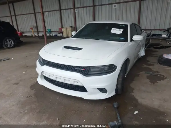 2C3CDXHG6KH512506 2019 DODGE CHARGER - Image 2