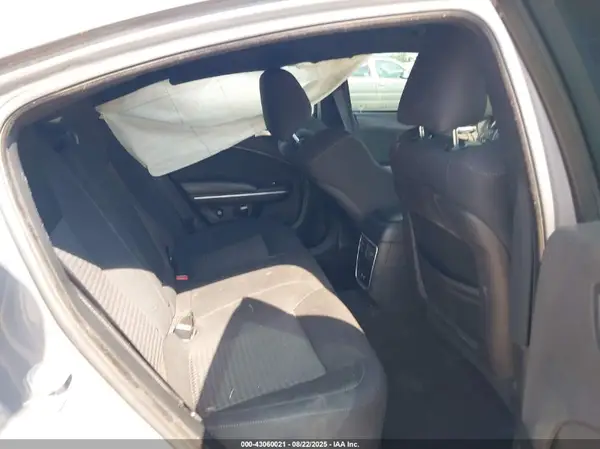 2C3CDXHG6KH567232 2019 DODGE CHARGER - Image 8