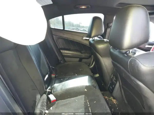 2C3CDXHG6KH607440 2019 DODGE CHARGER - Image 8